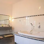 Saar Castle - Cozy Mansion Near Vineyard