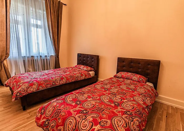 Σπίτι διακοπών Saar Castle - Cozy Mansion Near Vineyard