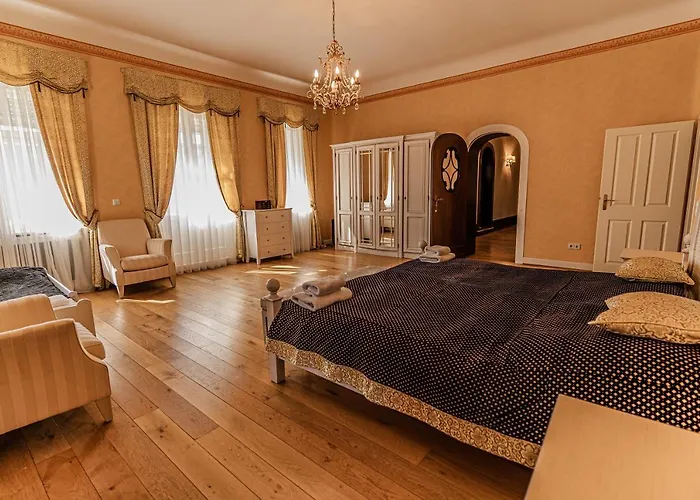 Σπίτι διακοπών Saar Castle - Cozy Mansion Near Vineyard *