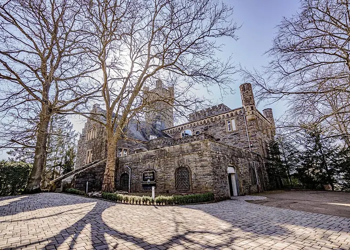 Σπίτι διακοπών Saar Castle - Cozy Mansion Near Vineyard