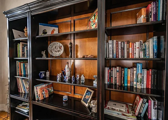 Saar Castle - Cozy Mansion Near Vineyard Serrig